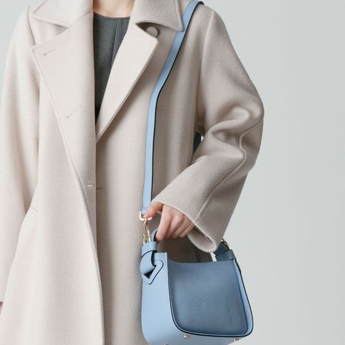 未使用級　アルアバイル 今期 ポインテッドスリングバック 23.5 白　箱付き allureville - 未使用級 アルアバイル 今期 ポインテッド