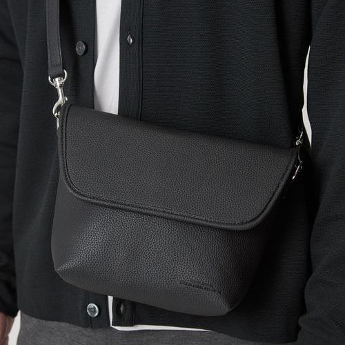 シボ レザーライク フラップ ショルダーバッグ