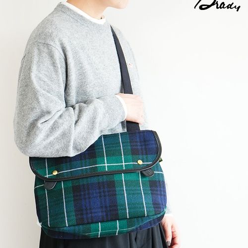 ◇[AVON] 【保存袋付き】Brady(ブレディー) AVON(エイボン