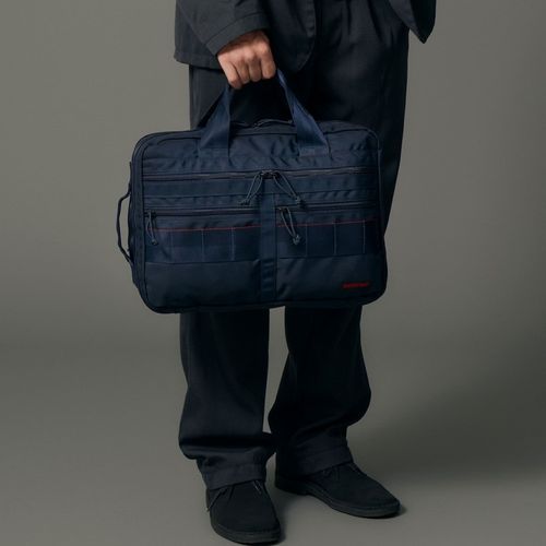 BRIEFING A4 LINER 2way ビジネスバッグ ショルダー 美品★ BRIEFINGのA4 LINERを購入しました。2WAY仕様のブリーフケースで