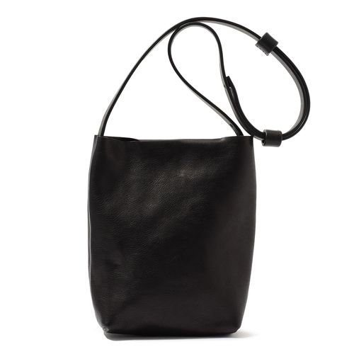 ANATOMICA レザーショルダーバッグ 黒 ARRHE STUDIO レザーショルダーバッグ｜トゥモローランド 公式通販
