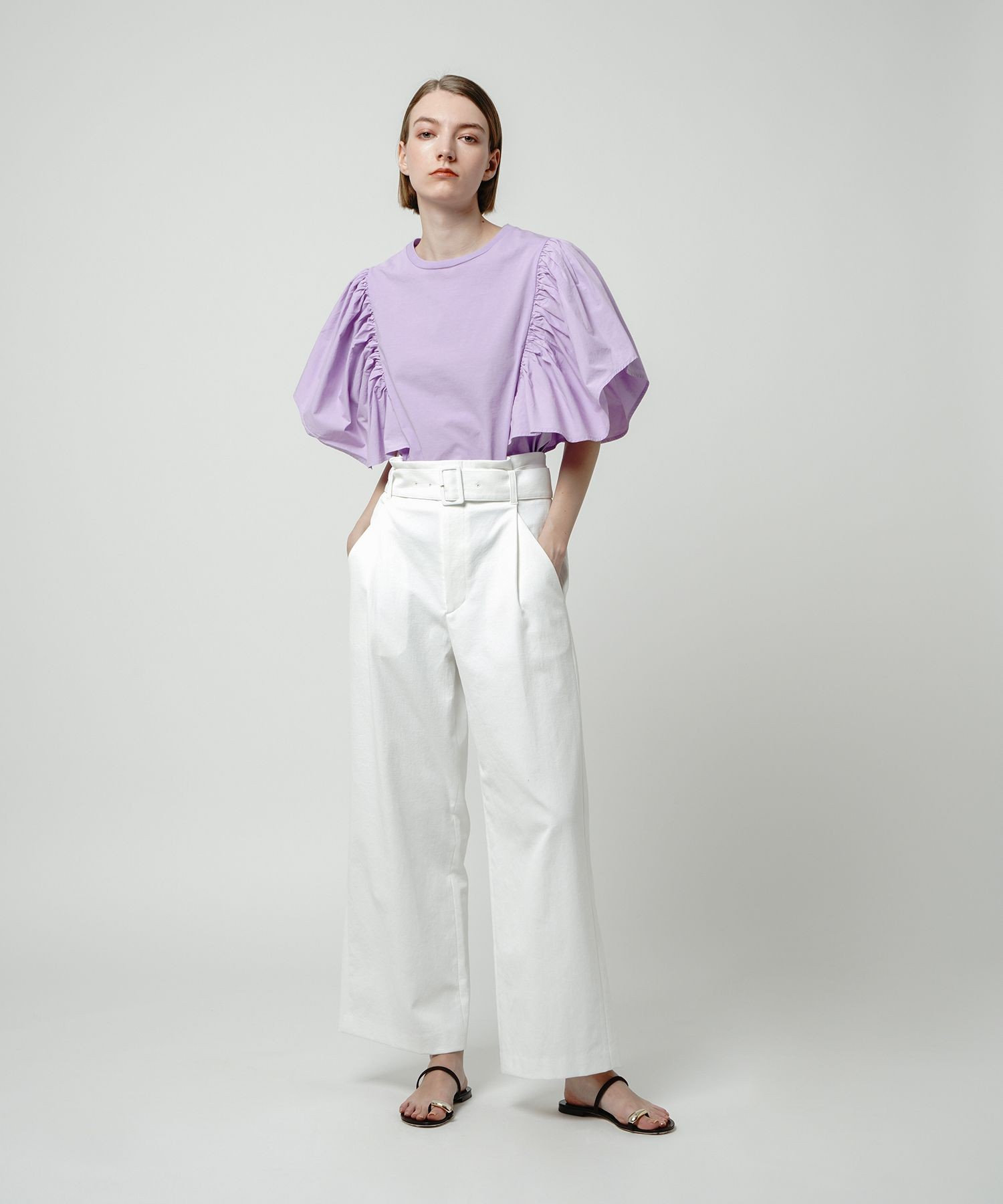【美品】アルアバイル　シェルタリングビッグバックルパンツ　ベージュ　2 シェルタリングビッグバックルパンツ|allureville OFFICIAL SITE