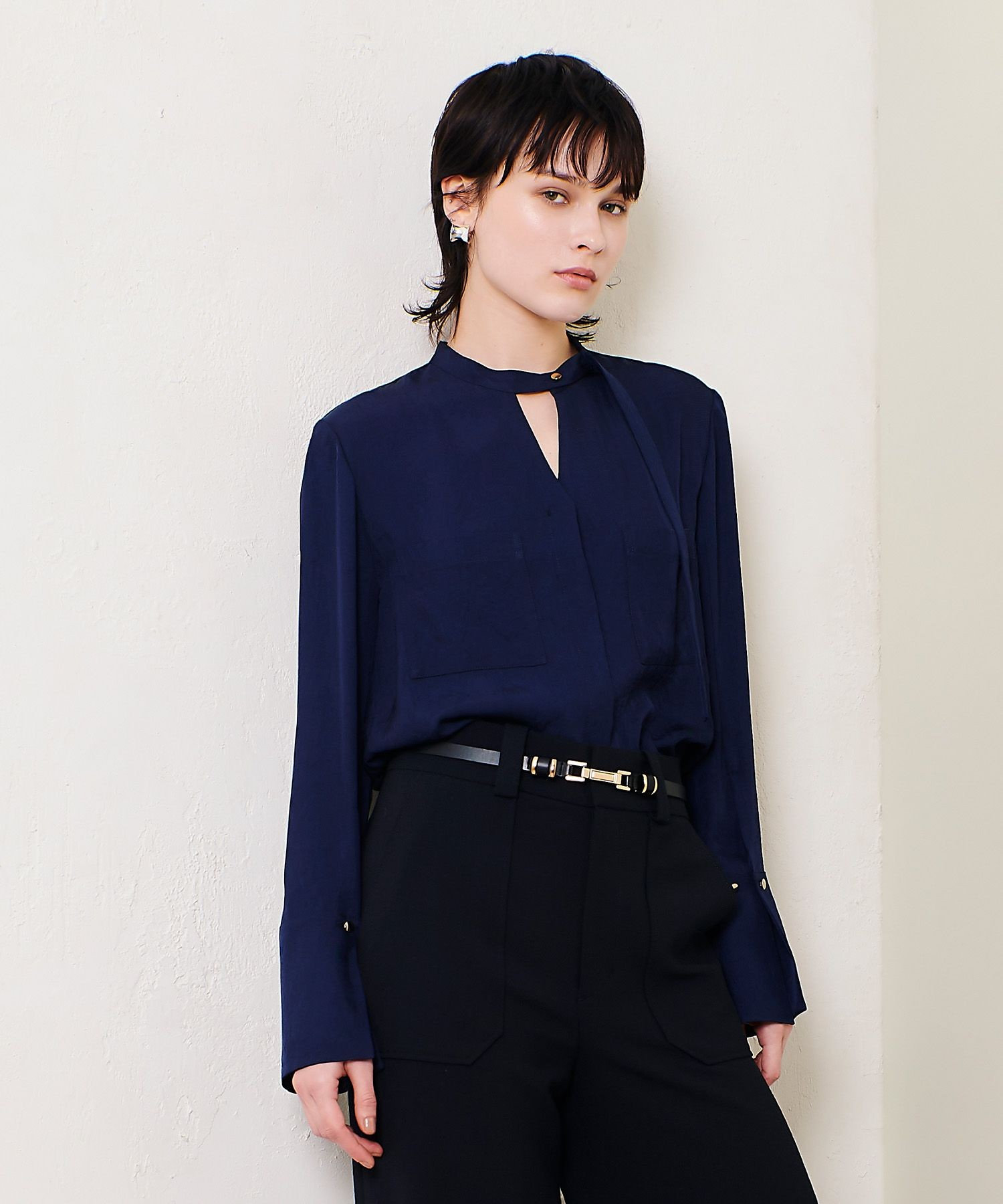 allureville イペカ調タイブラウス 2 ネイビー 長袖 フリル