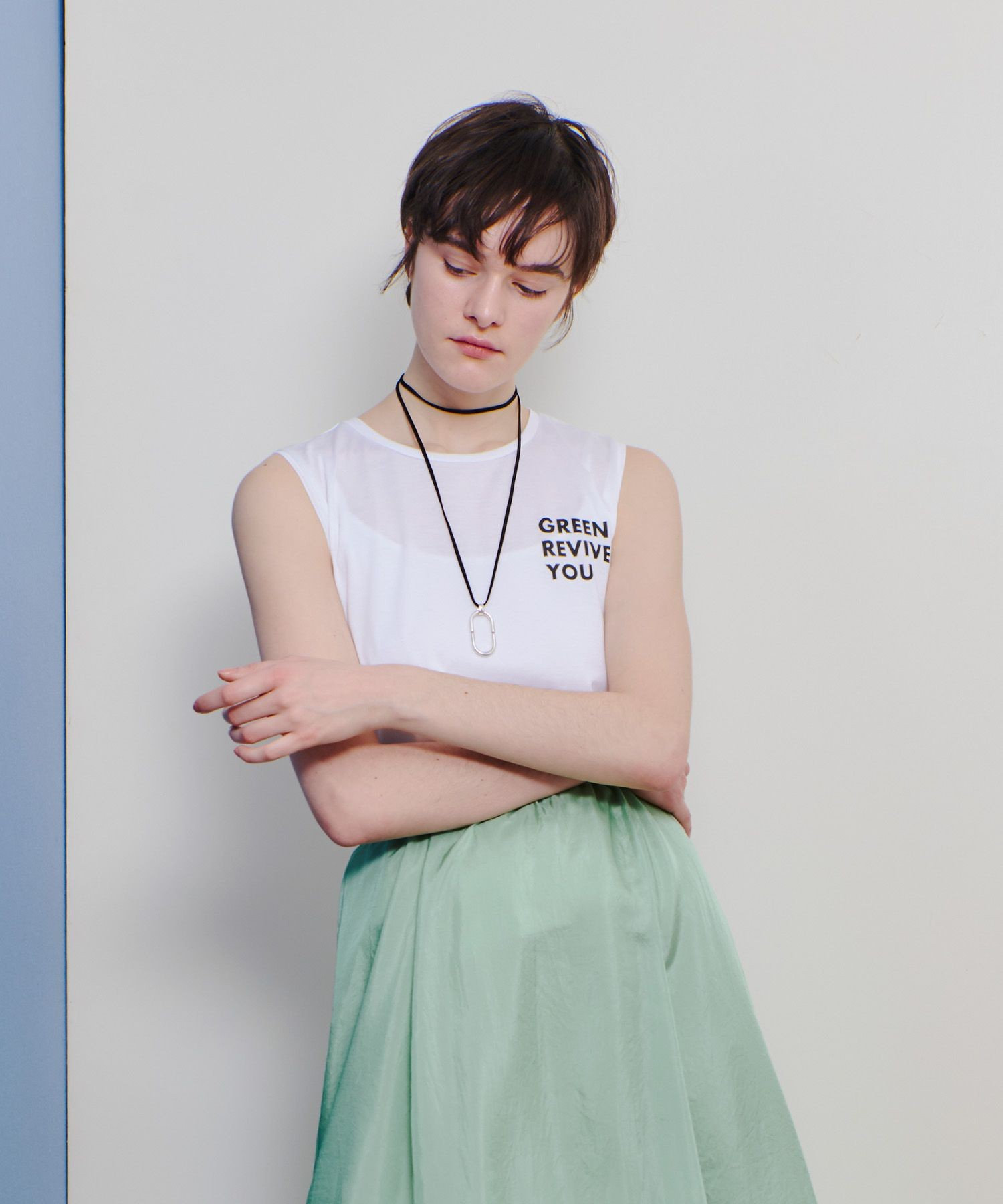 きれいなイエロー 45R ノースリーブ Tシャツ - メルカリ