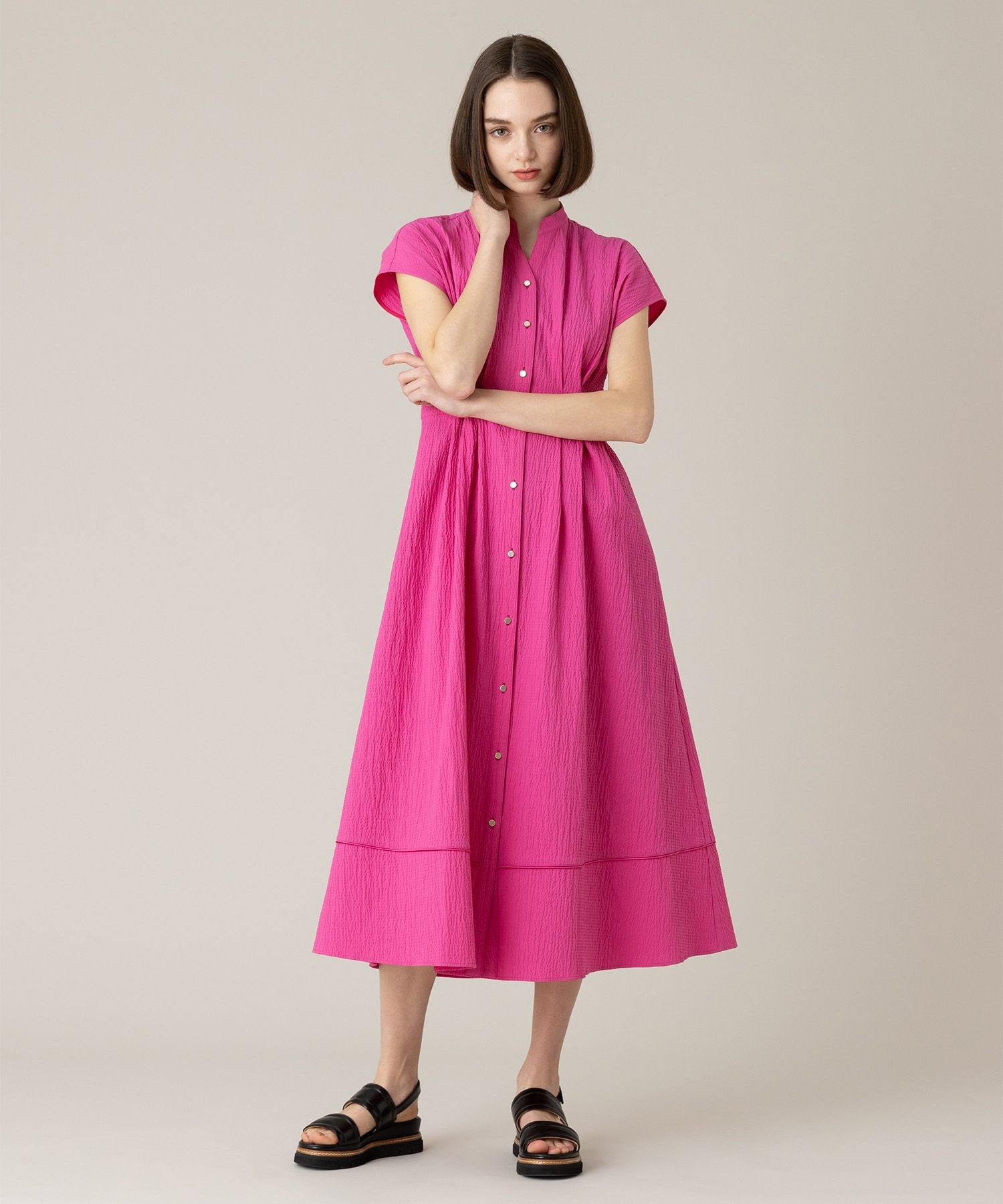 アルアバイル　LOULOU WILLOUGHBY リップルタックワンピース LOULOU WILLOUGHBY】リップルタックワンピース|allureville