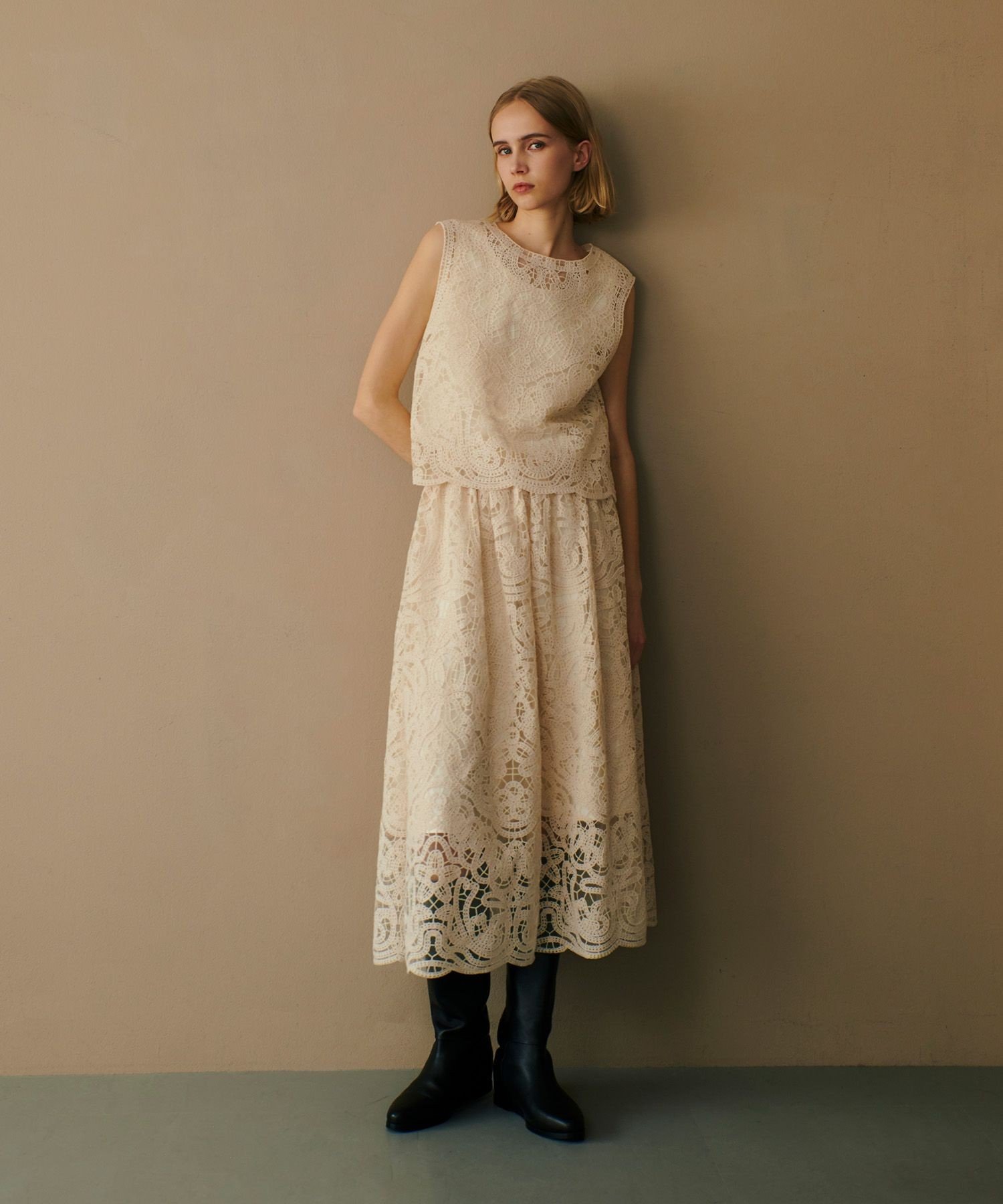 LOULOU WILLOUGHBY】モール刺繍ブラウス|allureville OFFICIAL