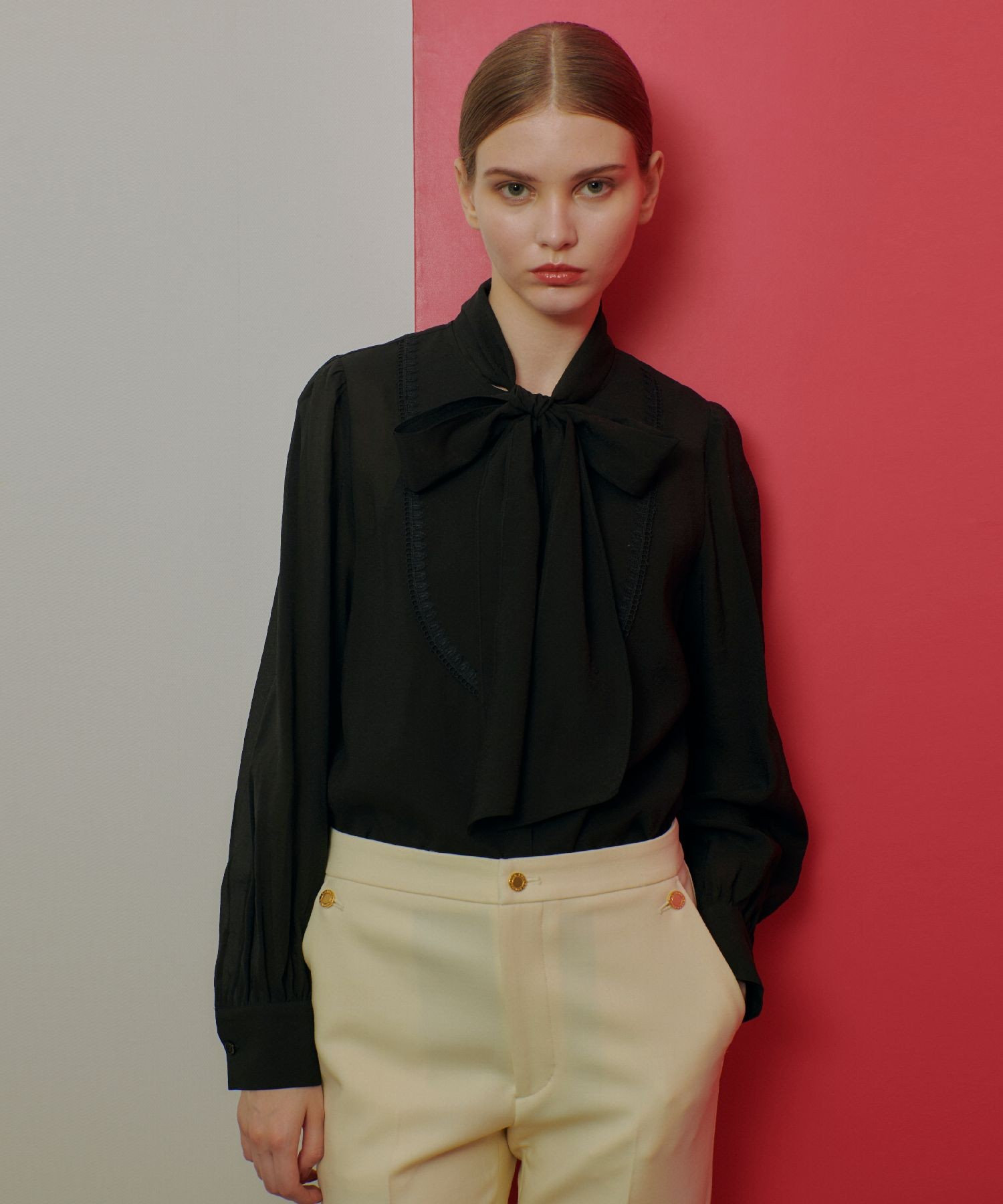 【返品?交換対象商品】 LOULOU WILLOUGHBY】シルキーシボリボンブラウス|allureville トップス
